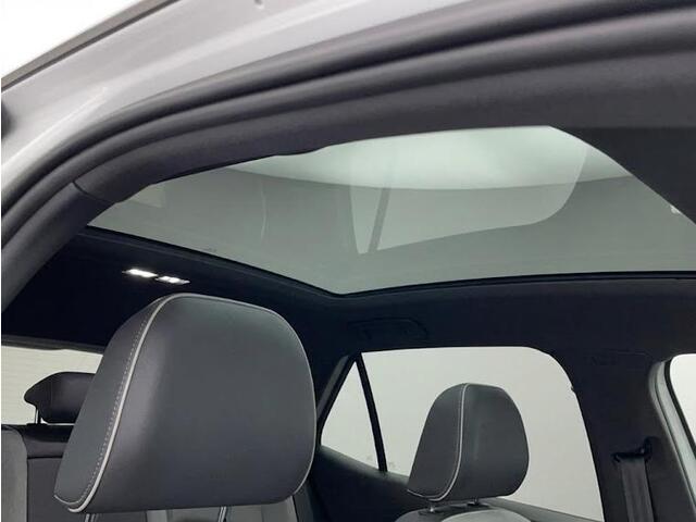 Volkswagen ID.3 First Max 58 kWh 92% SOH | Head Up display | Massagestoel | Panoramadak | Navigatie | Clima