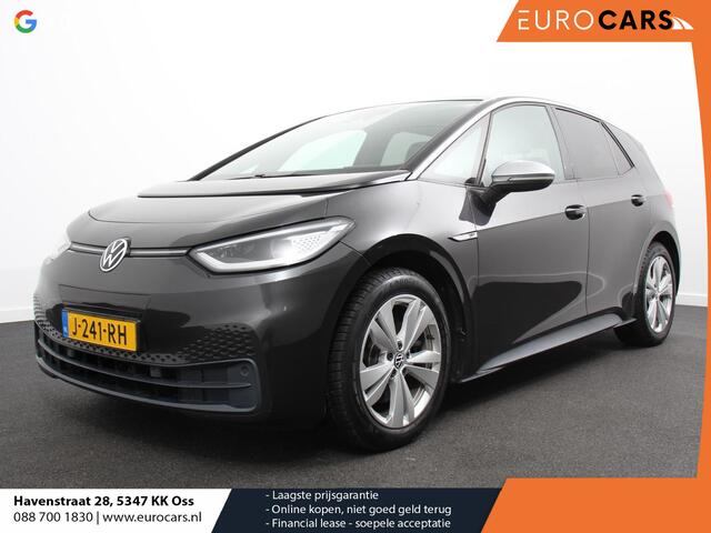 Volkswagen ID.3 First Plus 58 kWh | Navigatie | Apple Carplay/Android Auto | Camera | Parkeersensoren | Adaptive Cruise Control | Full LED Matrix | Stoel- en stuurverwarming | Lichtmetalen velgen | Climate Control