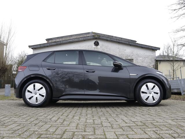 Volkswagen ID.3 Pure 45 kWh 1e-Eig. & Dealer-Onderh. BOVAG-Garantie. NL-Auto.