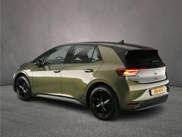 Volkswagen ID.3 Limited Edition 170pk Automaat Steunhaak, Black style, Adaptive cruise control, Navigatie, Parkeersensoren, Stoelverwarming, Stuurwiel verwarmd