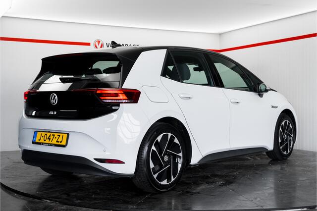 Volkswagen ID.3 First 58 kWh Trekhaak SOH 89.91% 7 x op voorraad