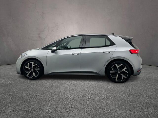 Volkswagen ID.3 Pro 204pk Automaat Adaptive cruise control, Navigatie, Achteruitrijcamera, LED matrix koplampen, Stoelverwarming, Stuurwiel verwarmd