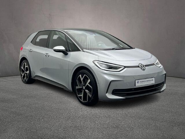 Volkswagen ID.3 Pro 204pk Automaat Adaptive cruise control, Navigatie, Achteruitrijcamera, LED matrix koplampen, Stoelverwarming, Stuurwiel verwarmd