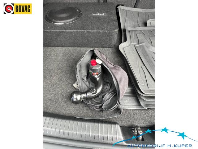 Volkswagen ID.3 First Max 58 kWh | Adap. Cruise | Trekhaak | Camera | Carplay/An