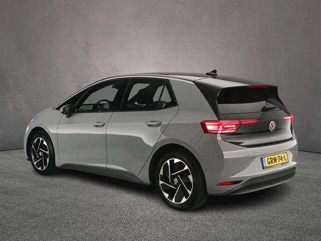 Volkswagen ID.3 Pro Business 204pk Automaat Adaptive cruise control, Achteruitrijcamera, LED matrix koplampen, Navigatie, Parkeersensoren, Stuurwiel verwarmd, App connect