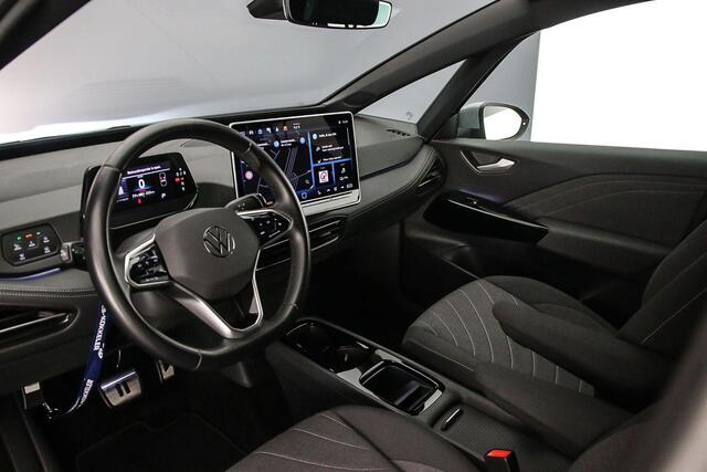 Volkswagen ID.3 Pro Business 204pk Automaat Adaptive cruise control, Achteruitrijcamera, LED matrix koplampen, Navigatie, Parkeersensoren, Stuurwiel verwarmd, App connect