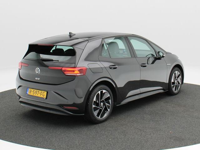 Volkswagen ID.3 Pro 58 kWh 204 Pk | Stoelverwarming | Adaptive Cruise | CarPlay | Navigatie | Parkeer sensoren | Climatronic | 18 Inch | 83.212 Km !!