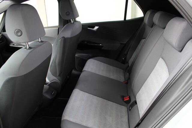 Volkswagen ID.3 Life 58 kWh Navigatie | Parkeersensoren | Stoelverwarming | Cruise Control