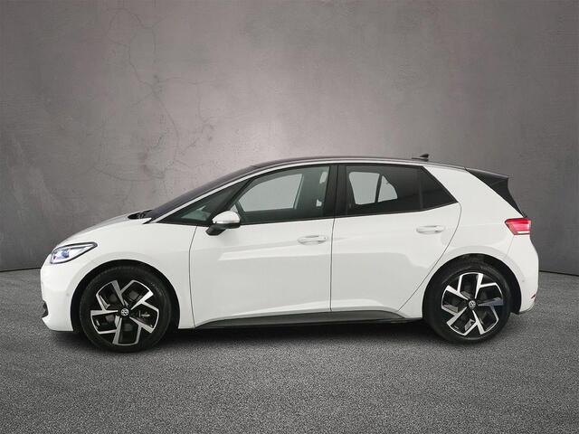 Volkswagen ID.3 Pro Oranje Edition 204pk Automaat Adaptive cruise control, 360 camera, Achteruitrijcamera, Navigatie, LED matrix koplampen, App connect, Parkeersensoren