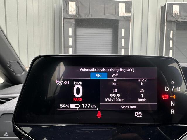 Volkswagen ID.3 First 58 kWh | SOH: 90,4% | Adaptive CC | All Season | Navi | Climate |