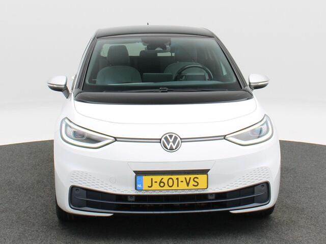 Volkswagen ID.3 First Plus 58 kWh 204 Pk Automaat | Full LED | Camera | Stoelverwarming | CarPlay | Climatronic | Navigatie | 19 Inch | 118.477 Km !!