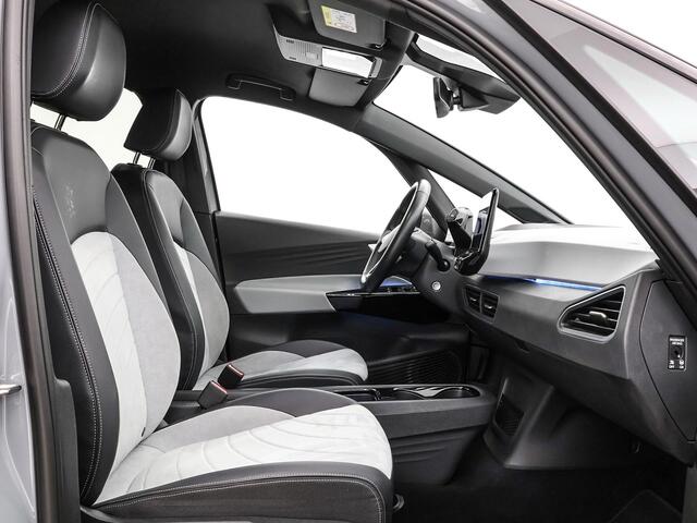 Volkswagen ID.3 Pro Edition 58 kWh 204pk · Camera · Keyless · Stuur-& Stoelverwarming · Apple/Android Car Play · Sfeerverlichting · ACC · Gratis onderhoud & APK t/m 01-05-2030