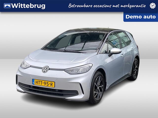 Volkswagen ID.3 Pure 52 kWh / All Seasons / Achteruitrijcamera / 18'' LMV / VW