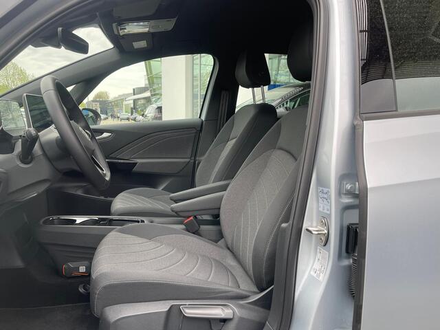 Volkswagen ID.3 Pure 52 kWh / All Seasons / Achteruitrijcamera / 18'' LMV / VW
