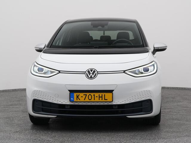 Volkswagen ID.3 First Plus 58 kWh | CAMERA | ADAPTIVE | STOEL- EN STUURVERW.