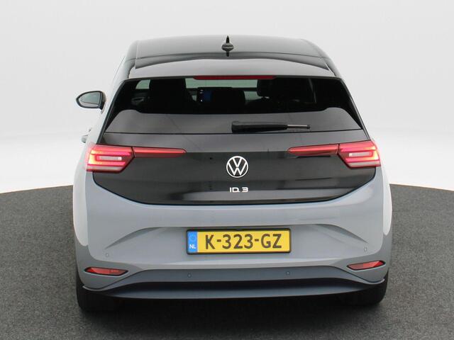 Volkswagen ID.3 First Plus 58 kWh 204 Pk | Camera | Stoelverwarming | Climatronic | CarPlay | Adaptive Cruise | Navigatie | Full LED | 19 Inch | 68.727 Km !!