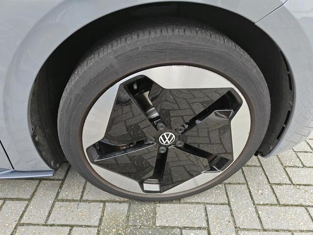 Volkswagen ID.3 First Max 58 kWh | Geen import | Panoramadak | MAX uitvoering