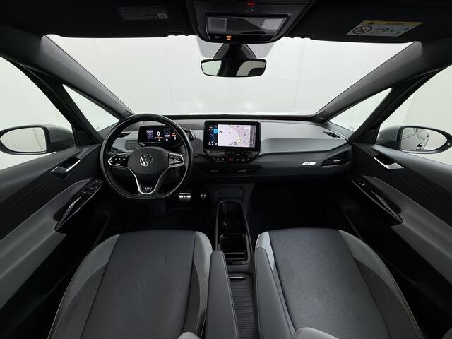 Volkswagen ID.3 First Plus 62kWh Trekhaak Navi-Pro Adap.Cruise Camera Matrix led 19" Ecc Apple Carplay Android Auto SOH 91% Stoel+Stuurverwarming Lmv Privacy Glas Keyless Rijstrooksensor Origineel Nederlandse Auto ¤ 44.000 nieuw!