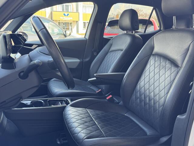 Volkswagen ID.3 First Plus 58 kWh NL-AUTO | LEDER | NAVI | SOH 93%
