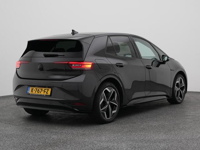 Volkswagen ID.3 First Plus 58 kWh | CAMERA | ADAPTIVE | STOEL- EN STUURVERW.