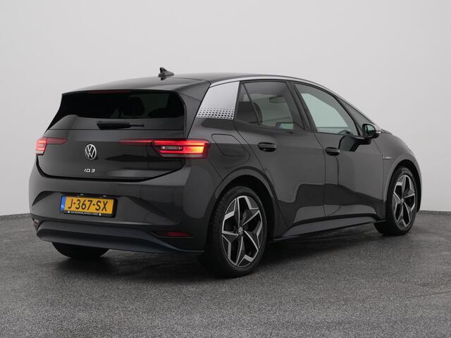 Volkswagen ID.3 First Plus 58 kWh | CAMERA | ADAPTIVE | STOEL- EN STUURVERW. | TREKHAAK