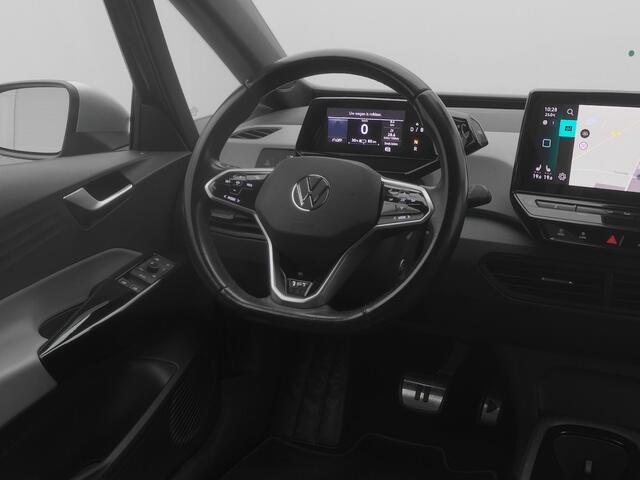 Volkswagen ID.3 First Plus 58 kWh | CAMERA | ADAPTIVE | STOEL- EN STUURVERW.