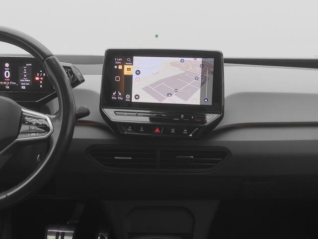 Volkswagen ID.3 First Max 58 kWh | PANO | CAMERA | ADAPTIVE | HUD | STOELMASSAGE | STOEL- EN STUURVERW.