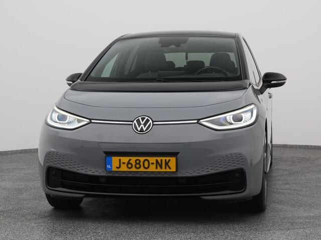 Volkswagen ID.3 First Max 58 kWh | PANO | CAMERA | ADAPTIVE | HUD | STOELMASSAGE | STOEL- EN STUURVERW.