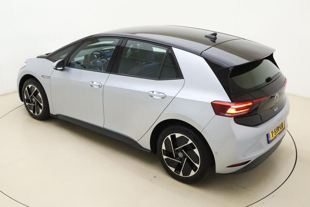 Volkswagen ID.3 Pro 58 kWh | SOH: 94% | Adaptieve Cruise Control | Navigatie | Style-pakket | Warmtepomp | Parkeerassistent | Apple Carplay/Android Auto