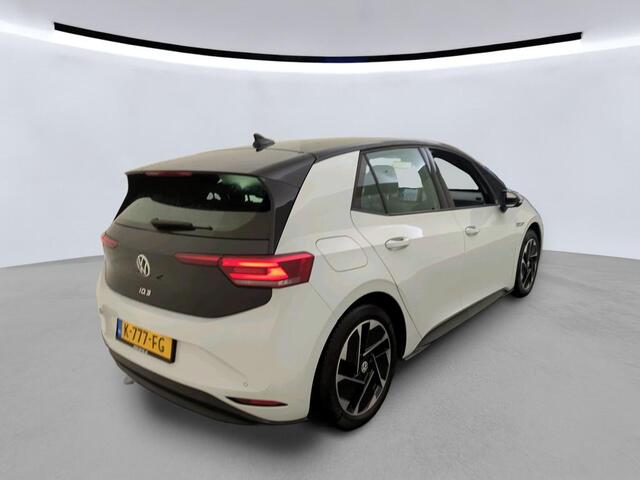 Volkswagen ID.3 First 58 kWh | Trekhaak | Navigatie | Android/Carplay | Stoelverw. 218