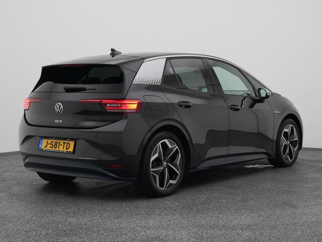 Volkswagen ID.3 First Plus 58 kWh | CAMERA | ADAPTIVE | STOEL- EN STUURVERW.