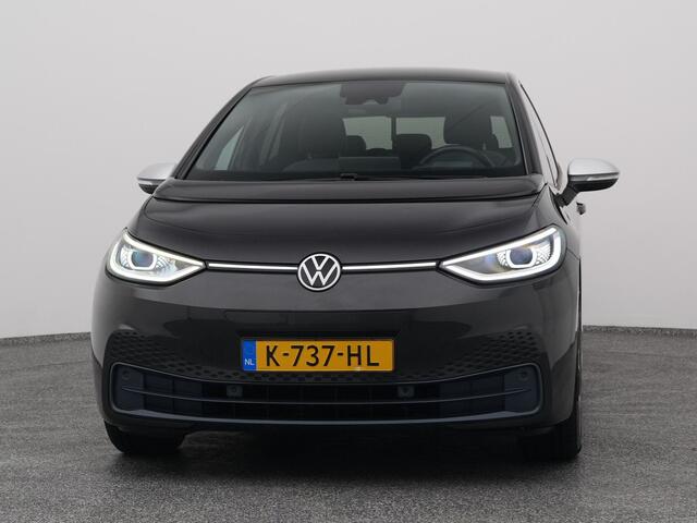 Volkswagen ID.3 First Plus 58 kWh | CAMERA | ADAPTIVE | STOEL- EN STUURVERW.