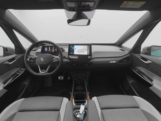 Volkswagen ID.3 First Max 58 kWh | PANO | CAMERA | HUD | ADAPTIVE | STOELMASSAGE | STOEL- EN STUURVERW.