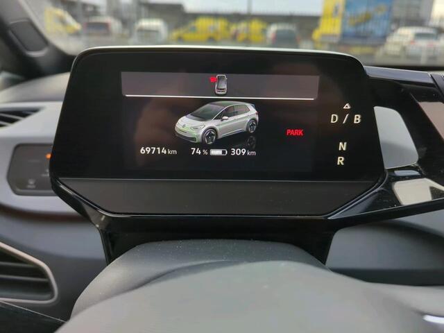 Volkswagen ID.3 Pro S 77 kWh Long Range 204PK | Navigatie | Stoelverwarming | 19" LM velgen |