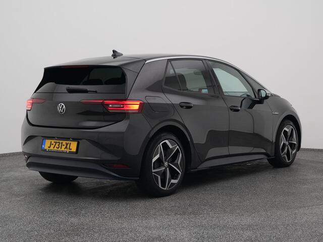 Volkswagen ID.3 First Plus 58 kWh | CAMERA | ADAPTIVE | STOEL- EN STUURVERW.
