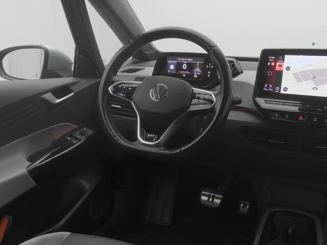 Volkswagen ID.3 First Plus 58 kWh | CAMERA | ADAPTIVE | STOEL- EN STUURVERW.