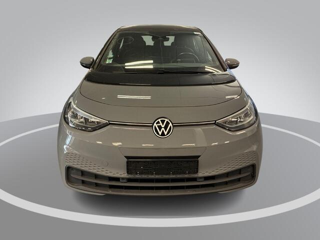 Volkswagen ID.3 Pro 58 kWh · SOH 94.9% · Apple/Android Car Play · Stoelverwarming · Navigatie · P-Sensoren · Sfeerverlichting · 18'' Inch ·