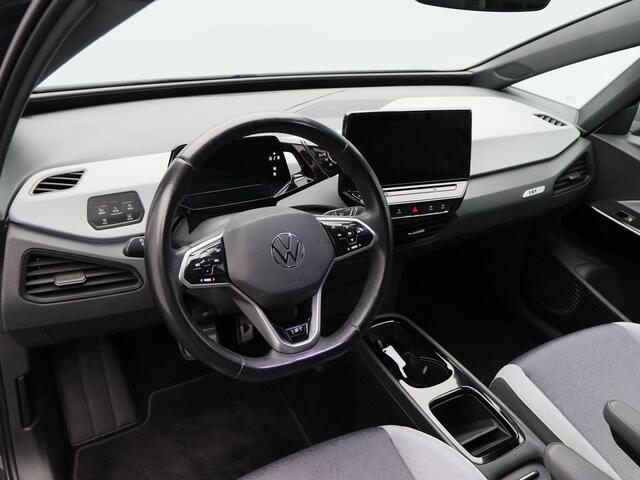 Volkswagen ID.3 First Plus 58 kWh 204 Pk | Stoel/Stuurverwarming | Adaptive Cruise | Camera | IQ Light | Carplay | 19 Inch | 125.700 Km !!