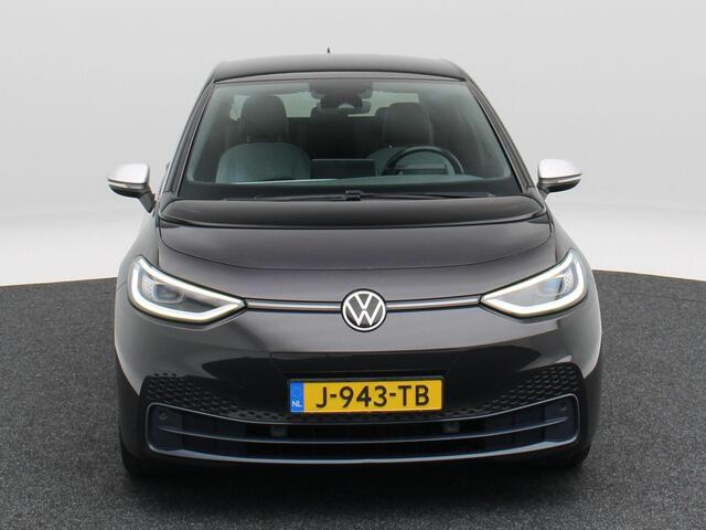 Volkswagen ID.3 First Plus 58 kWh 204 Pk | Stoel/Stuurverwarming | Adaptive Cruise | Camera | IQ Light | Carplay | 19 Inch | 125.700 Km !!