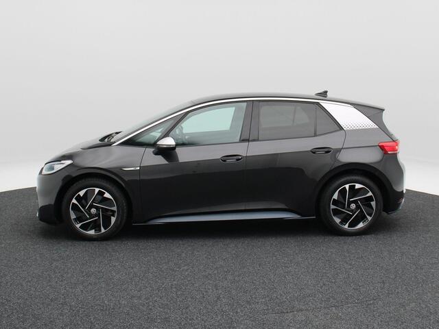 Volkswagen ID.3 First Plus 58 kWh 204 Pk | Stoel/Stuurverwarming | Adaptive Cruise | Camera | IQ Light | Carplay | 19 Inch | 125.700 Km !!