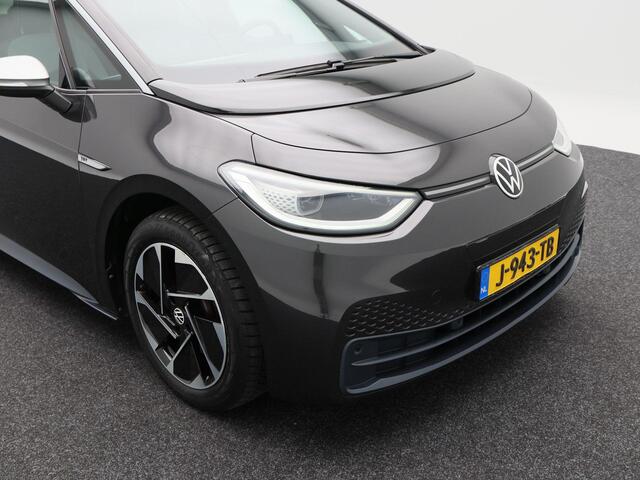 Volkswagen ID.3 First Plus 58 kWh 204 Pk | Stoel/Stuurverwarming | Adaptive Cruise | Camera | IQ Light | Carplay | 19 Inch | 125.700 Km !!