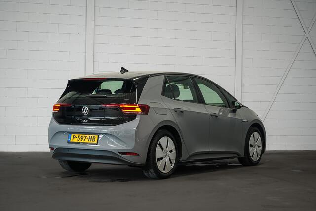 Volkswagen ID.3 First 58 kWh | SOH 88% | Stoel- & Stuurverwarming | Apple Carplay | PDC | Ambienteverlichting |