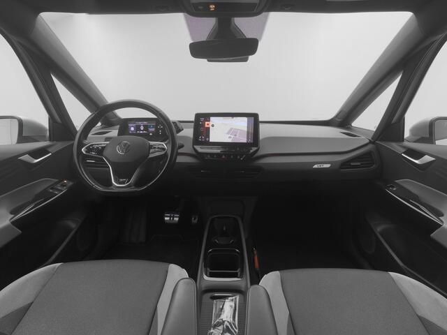 Volkswagen ID.3 First Plus 58 kWh | CAMERA | ADAPTIVE | STOEL- EN STUURVERW.