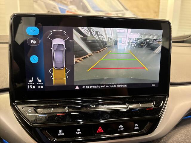 Volkswagen ID.4 Pure 150pk 52 kWh · Camera · Apple/Android Car Play · Navi · P-Sensoren · Stoelverwarming · 18'' Inch ·