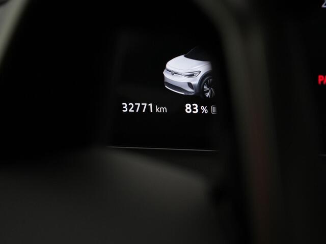 Volkswagen ID.4 Pro Business 77 kWh 204 pk | Leder/alcantara | Achteruitrijcamera | Navigatie | Adaptive Cruise
