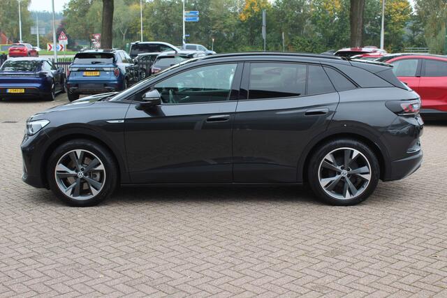 Volkswagen ID.4 First 77 kWh / Camera / Apple CarPlay / DAB / 20'' / LED / Alcantara / Stoelverwarming / ACC