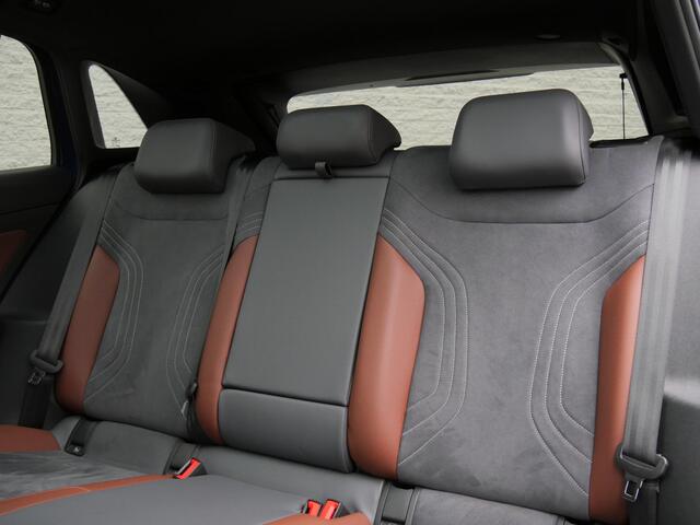 Volkswagen ID.4 1ST MAX 77kWh/ PANORAMADAK/ 360°CAMERA/ ELEKT. KLEP/ WEGKL. TREKHAAK/