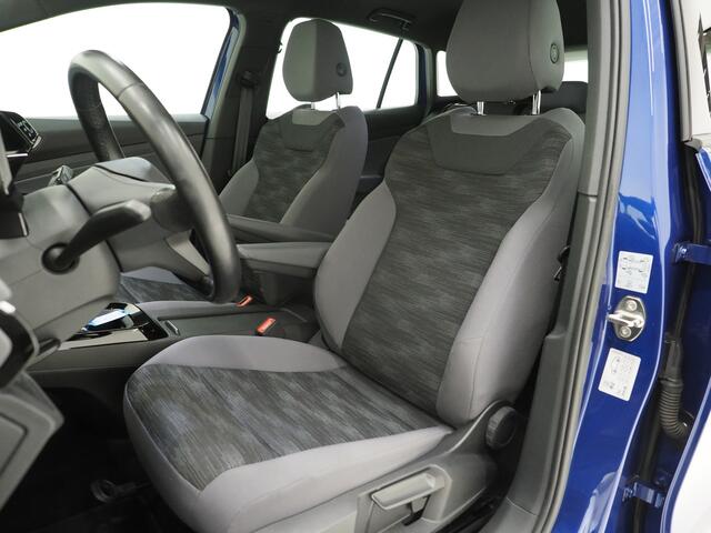 Volkswagen ID.4 77 kWh | Adaptive Cruise | Sfeerverlichting | Stoelverwarming | PDC | DAB | Carplay