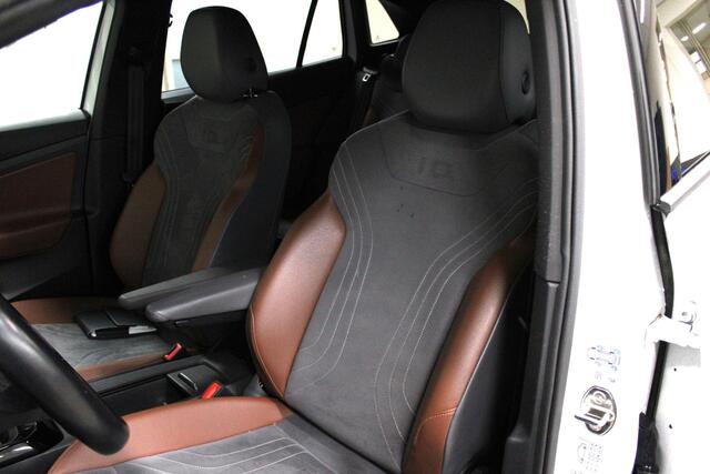 Volkswagen ID.4 First 77 kWh SOH 91% - LED - Trekhaak