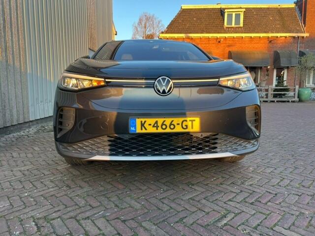 Volkswagen ID.4 1st edition, 77 kWh 204 Pk, Adapative Cruise, Climat control, trekhaak, alcantara bekleding